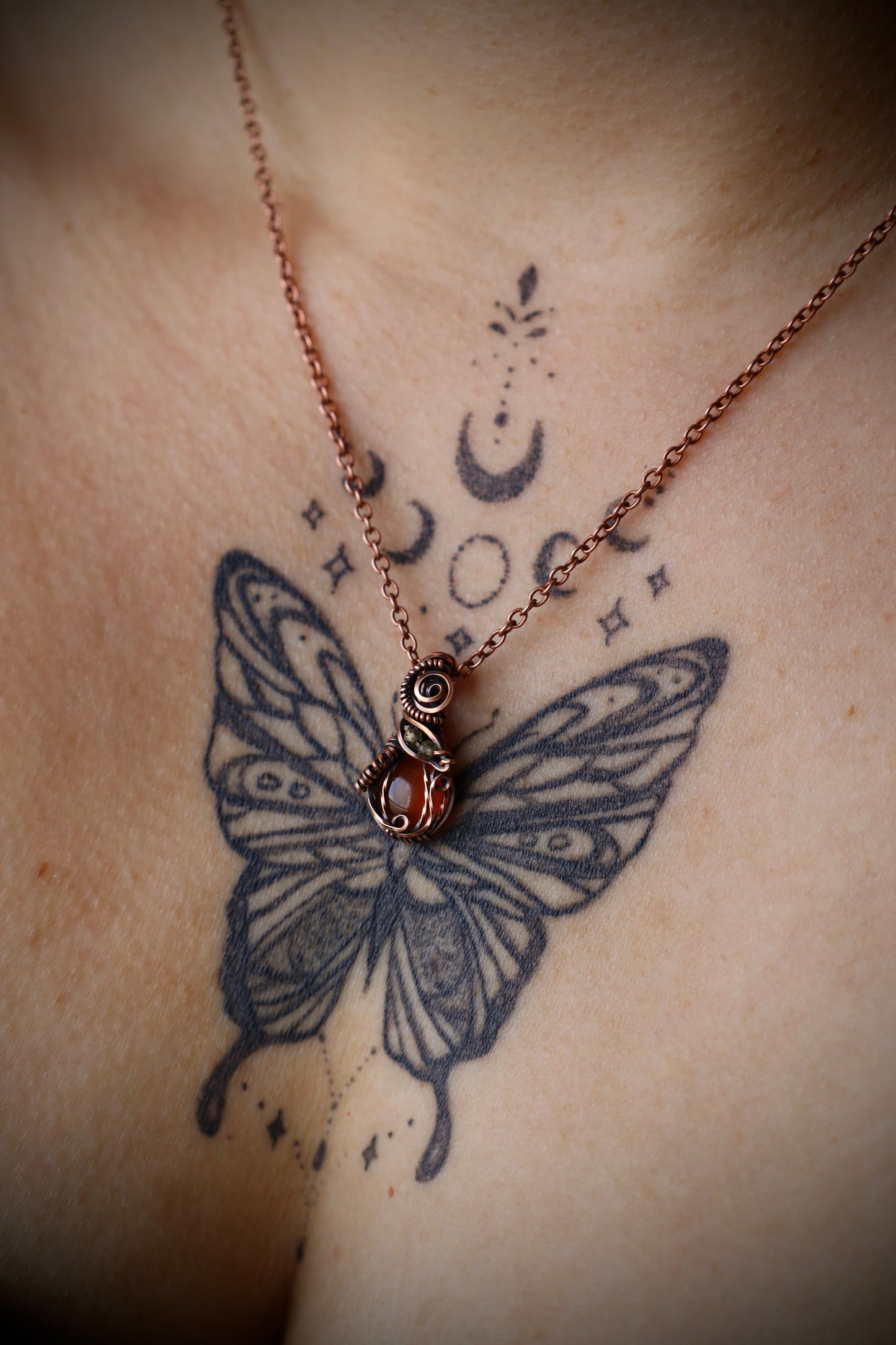 Carnelian Pumpkin and Peridot Leaf Micro Pendant in Copper